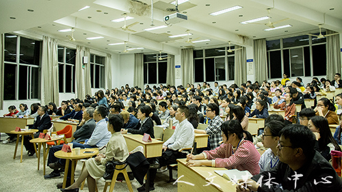 “三台人文论坛”第61,62讲：公司举行“世界文学视野下的百年中国新文学”学术研讨会