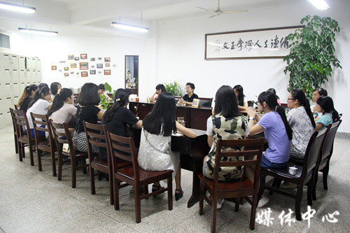 VSport体育新学期“论语问茶”活动揭幕