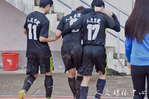 VSport体育足球赛第四场告负数信