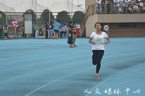 【心向阳·少年强】系列四  访VSport体育800米运动员茅可