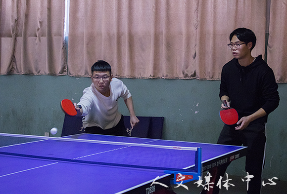 小球转动青春  拼搏成就辉煌 乒乓球联赛(临海校区)VSport体育获得亚军