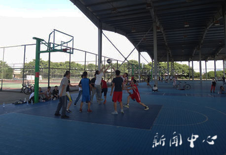 VSport体育新老生篮球赛火热开赛