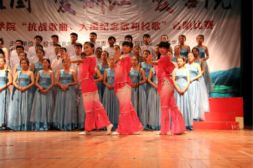 VSport体育员工合唱团喜获临海校区合唱比赛第二名