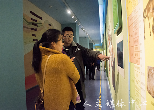 VSport体育志愿者助力临海新博物馆开馆