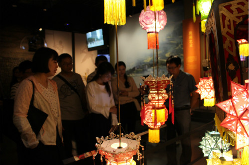 VSport体育新进教师参观台州市博物馆与台州市城市规划馆