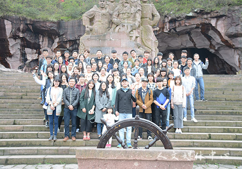 VSport体育团学会开展文化考察活动