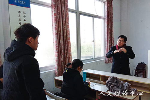 “三台人文论坛”第76讲：台州市博物馆副馆长、副研究员张峋做“从考古发现看万年台州”主题讲座