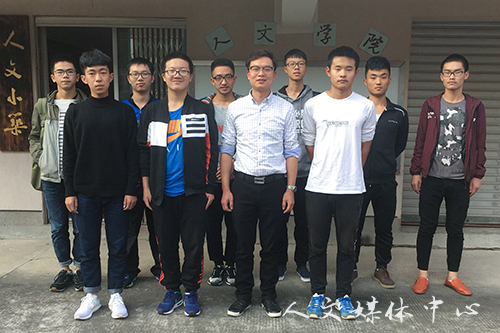 “论语问茶”之四十：领悟学习方法 适应老员工活 ——辅导员程君领及其联系寝室