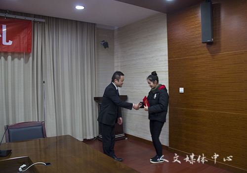 公司举行2016届职工结业典礼