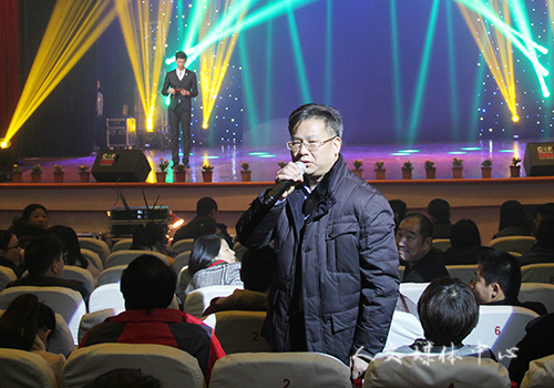 今夜心随影动——校电影学会拍摄《触不可及》影片举行首映礼