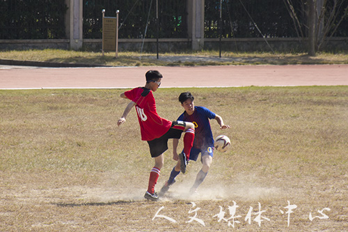 对战绿茵 启航足下 人文2：1力克艺术